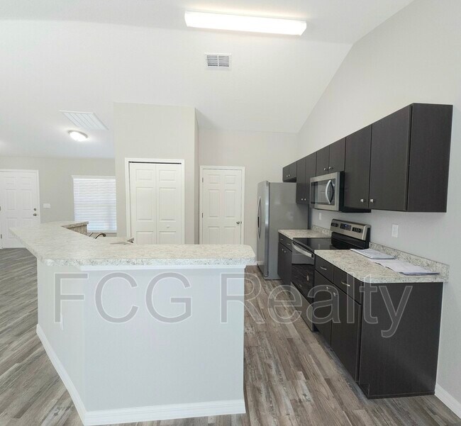 Foto del edificio - 6312 SW 134th Loop