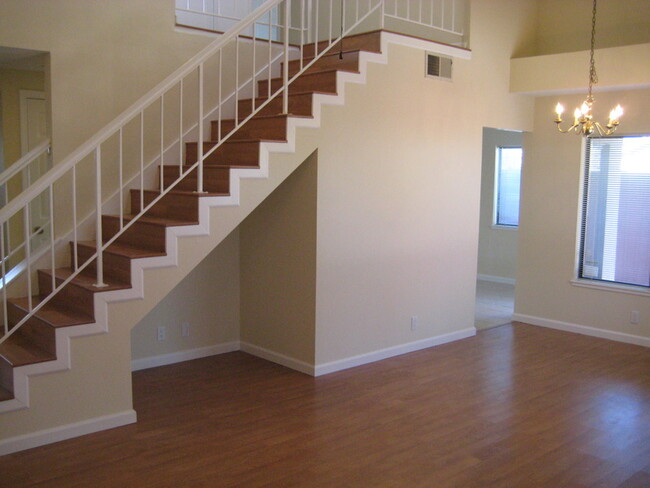 Building Photo - 29386 Taylor Ave