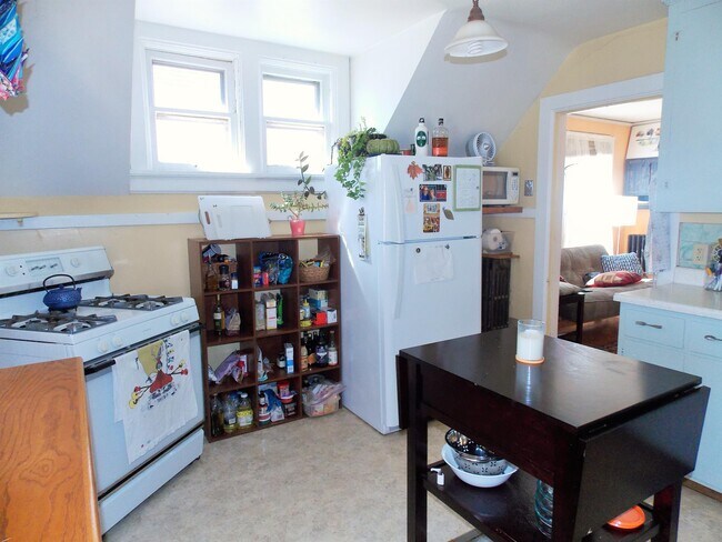 Foto del edificio - 1113 Sherman Ave