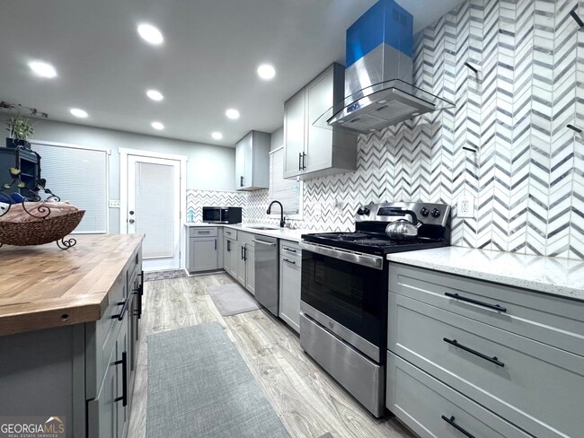 Foto del edificio - 3280 Stonewall Tell Rd