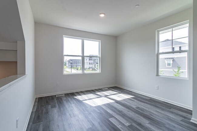 Foto del edificio - 2111 Yellowstone Blvd