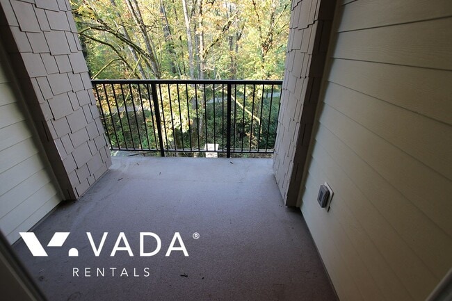 Building Photo - Orchid Riverside 1 Bedroom Apartment Renta...