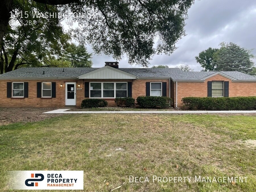 Primary Photo - 3 Bedroom 1.5 Bathroom House