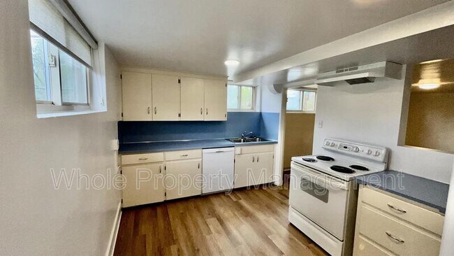 Foto del edificio - 2482 S Gilpin St