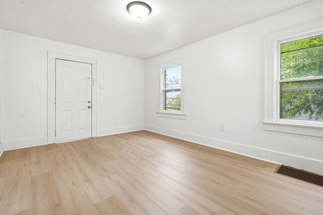 Building Photo - 4205 Buell Dr