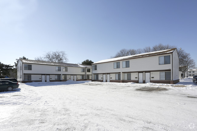 Building Photo - Highland Manor Apartments