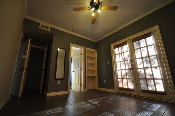 Building Photo - 2801 Rio Grande St