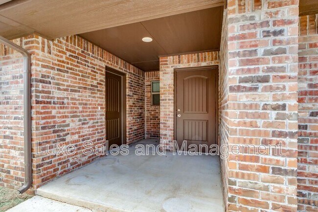 Foto del edificio - 437 Chalk Hill Ct