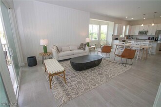 Building Photo - 163 Indies Dr E Building Photo - 163 Indies Dr E