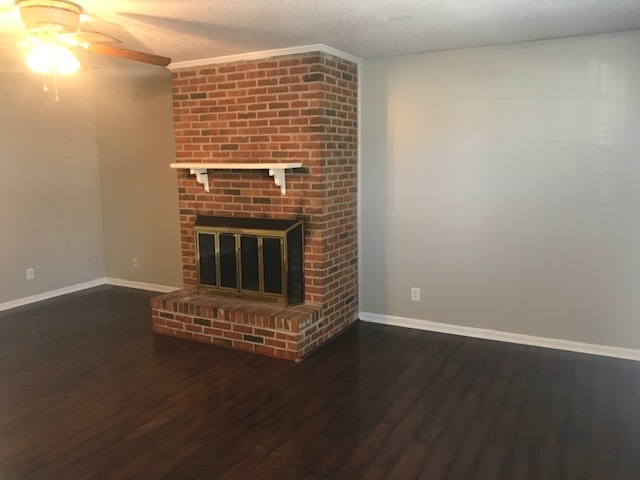 Building Photo - 752 Amity Ln