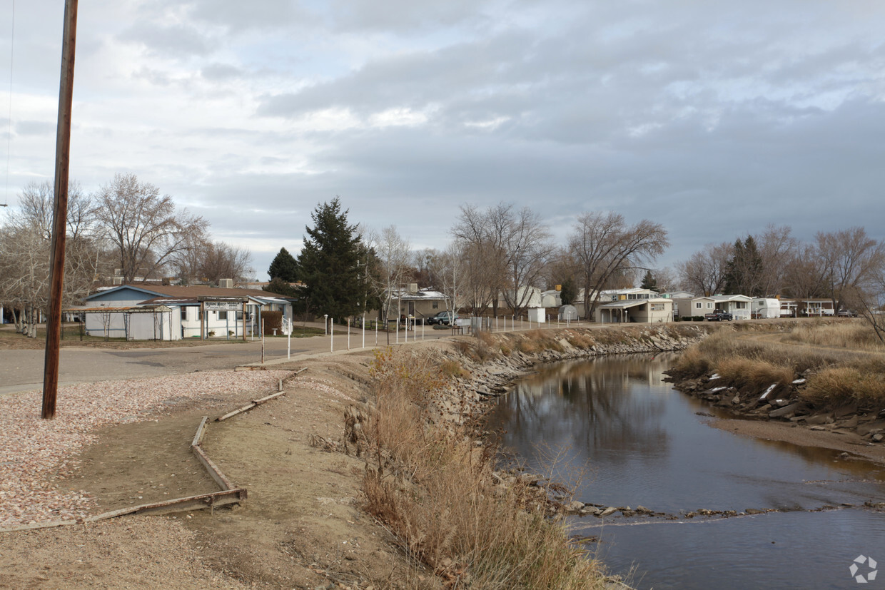 Primary Photo - Highland Manor Mobile Home Park