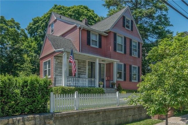 Building Photo - 446 Beach Ave