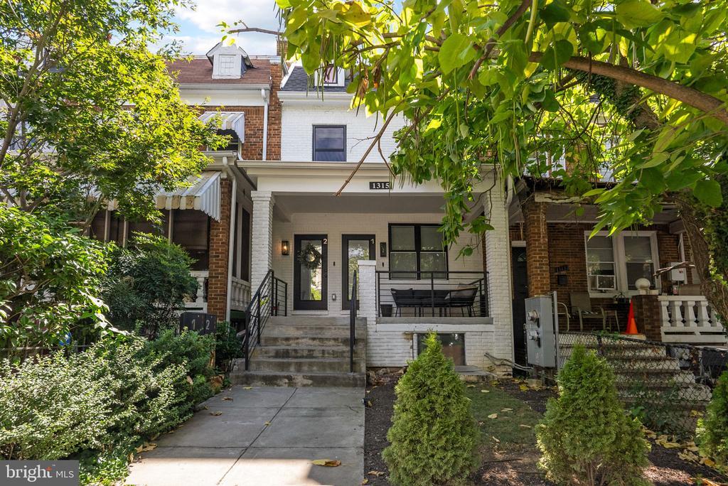 Foto principal - 1315 Trinidad Ave NE