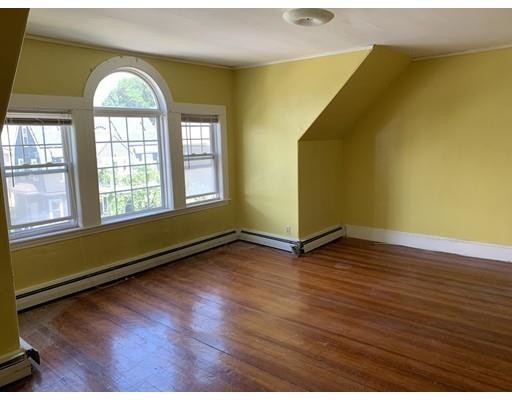 Building Photo - 42 Rosedale St