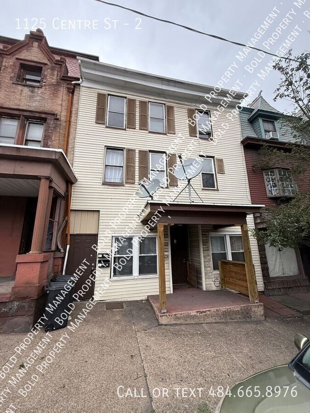 Primary Photo - 1125 Centre St