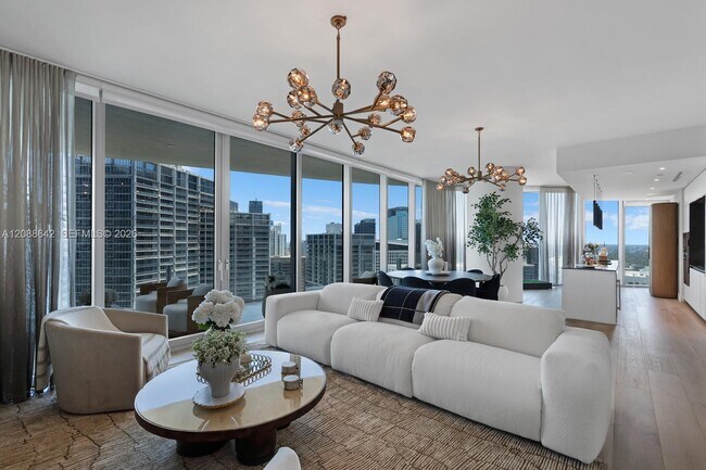 Foto del edificio - 300 Biscayne Blvd Way
