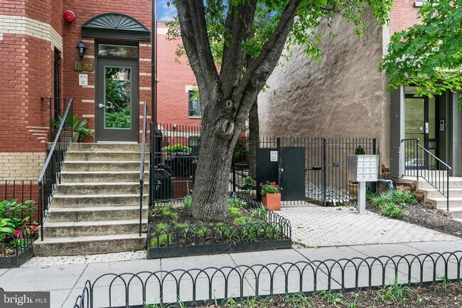 Foto del edificio - 1225 N St NW
