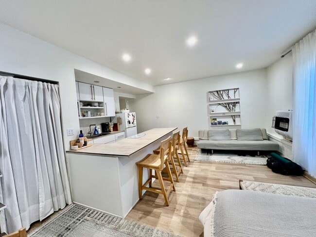 Foto del edificio - 724 Peralta Ave