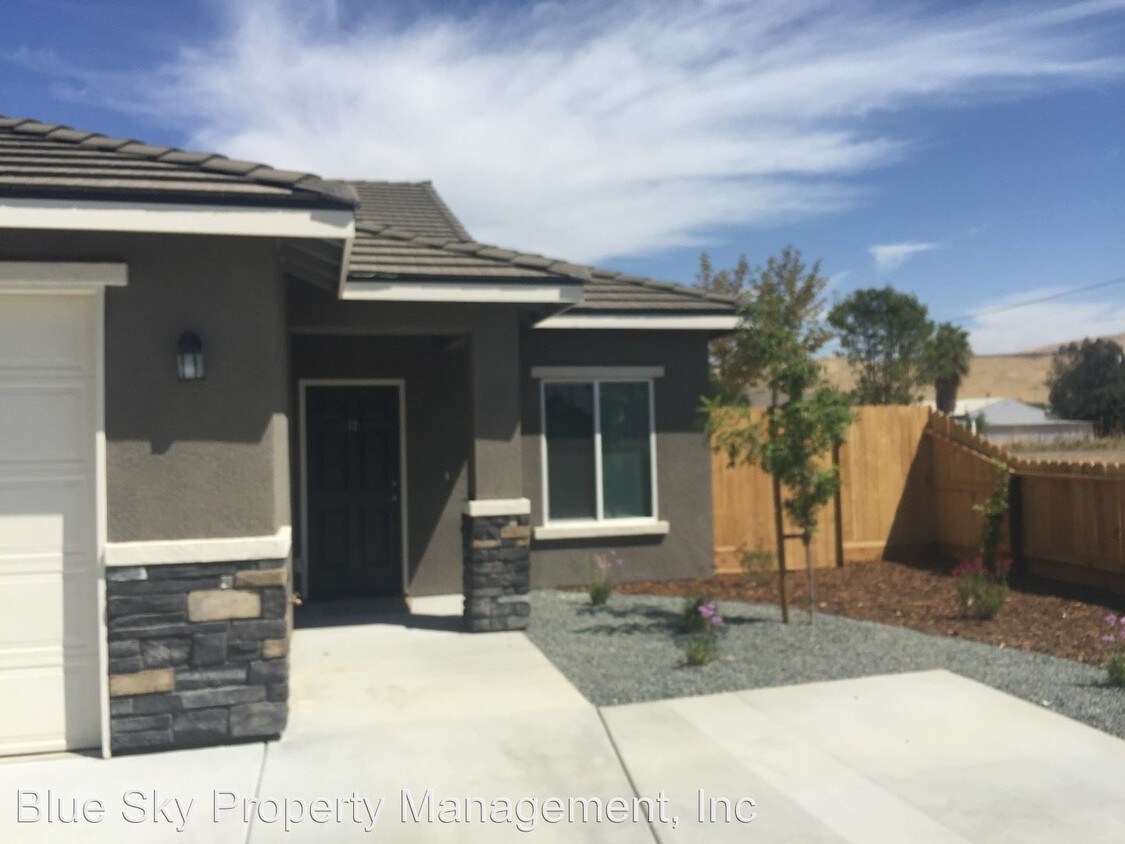 Foto principal - 568-568 N 4th St