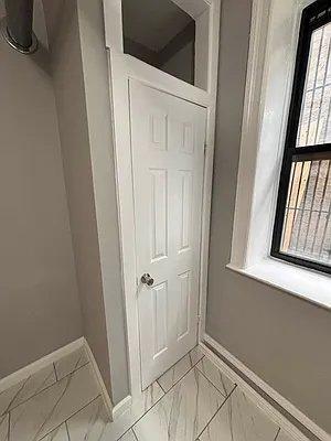 Foto del edificio - 2 bedroom in BRONX NY 10468