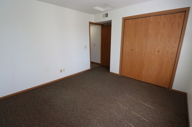 Foto del edificio - 2318 Valley Rd