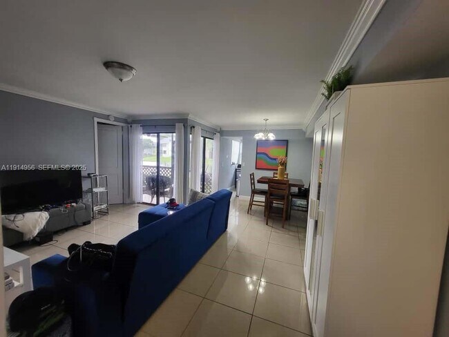 Foto del edificio - 960 N Franklin Ave