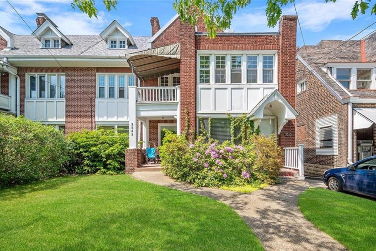 Foto principal - 5543 Beacon St