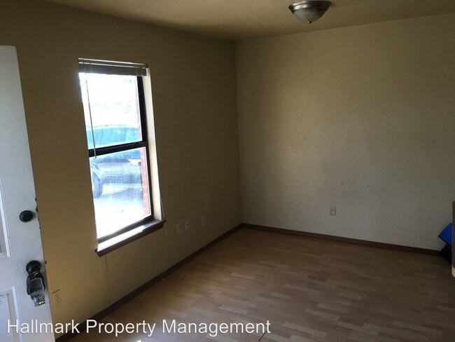 Foto del edificio - 2 br, 1 bath Apartment - 125 Hortense
