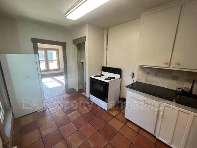 Foto del edificio - 1209 7th St NW