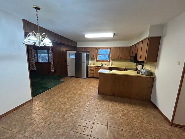 Foto del edificio - 3 Bedroom 2 Bath Ranch Style Home in Forest Park