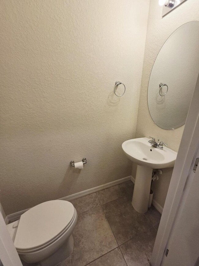 Photo - 3213 Watercress Dr House