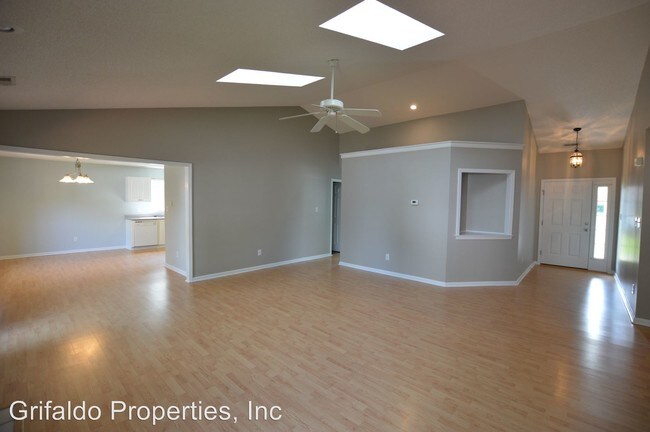 Building Photo - 3 br, 2 bath House - 101 Huff Court