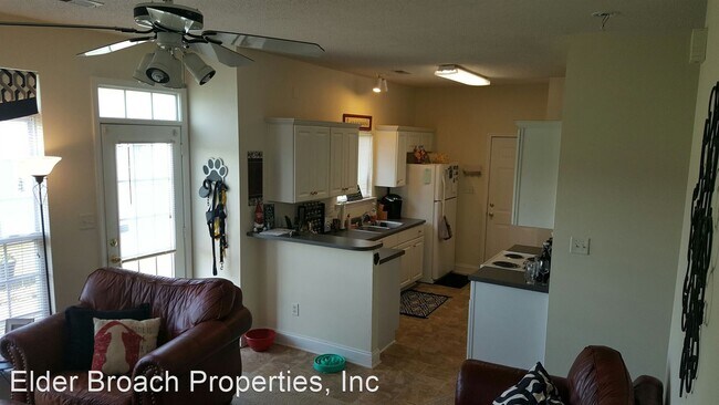 Building Photo - 3 br, 2.5 bath House - 9509 Green Apple Drive