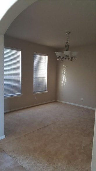 Building Photo - 19633 Cheyenne Valley Dr