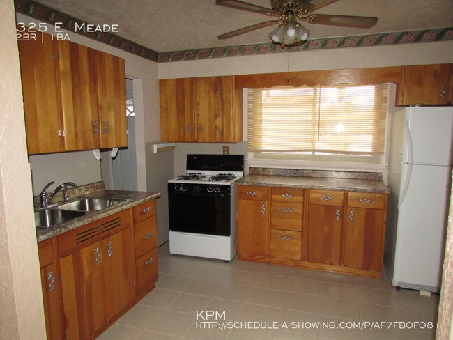 Foto del edificio - 325 E Meade St