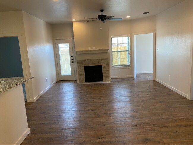 Foto del edificio - 2543 138th St