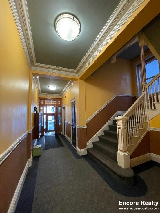 Foto del edificio - 102 Queensberry St