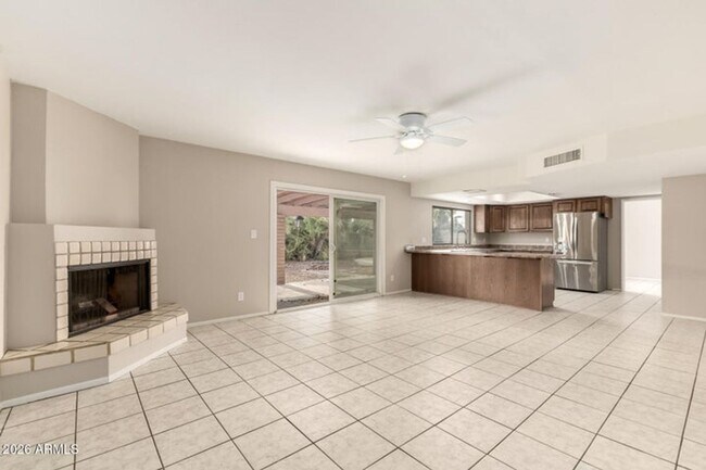 Foto del edificio - 4731 W Shaw Butte Dr