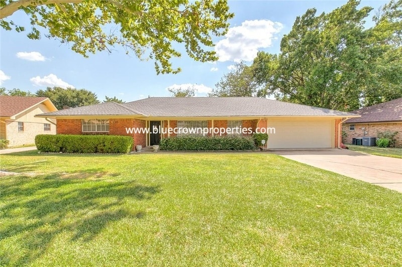 1713 Briardale Ct, Arlington, TX 76013 House Rental in Arlington, TX