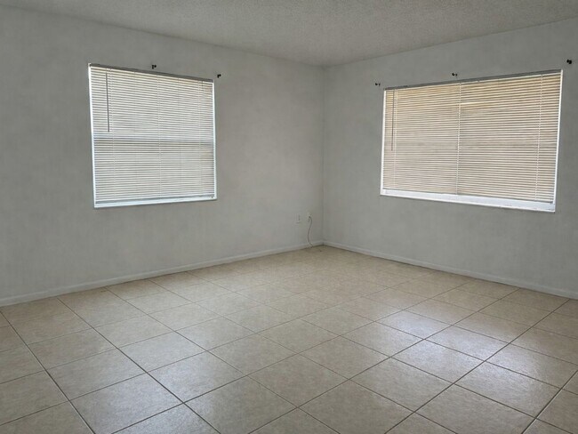 Foto del edificio - 5016 22nd St W