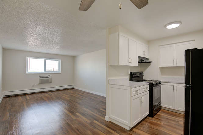 Primary Photo - Avon North Apartments