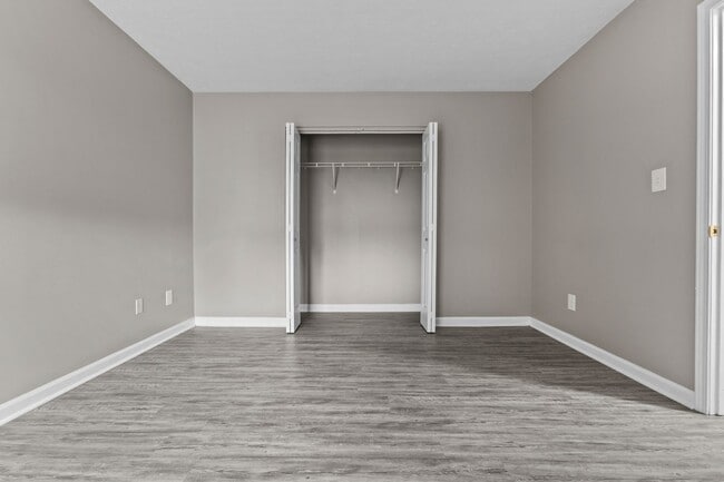 Foto del edificio - Spacious Cove Springs 3 & 4 Bedrooms