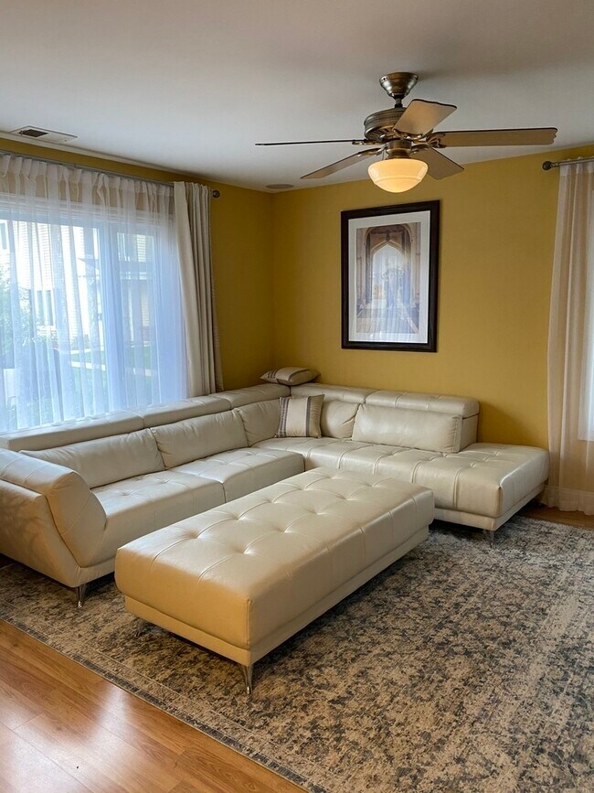 Foto del edificio - 1581 Quaker Ln