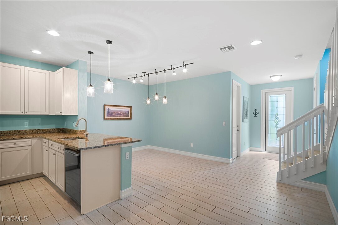 Foto principal - 15820 Portofino Springs Blvd