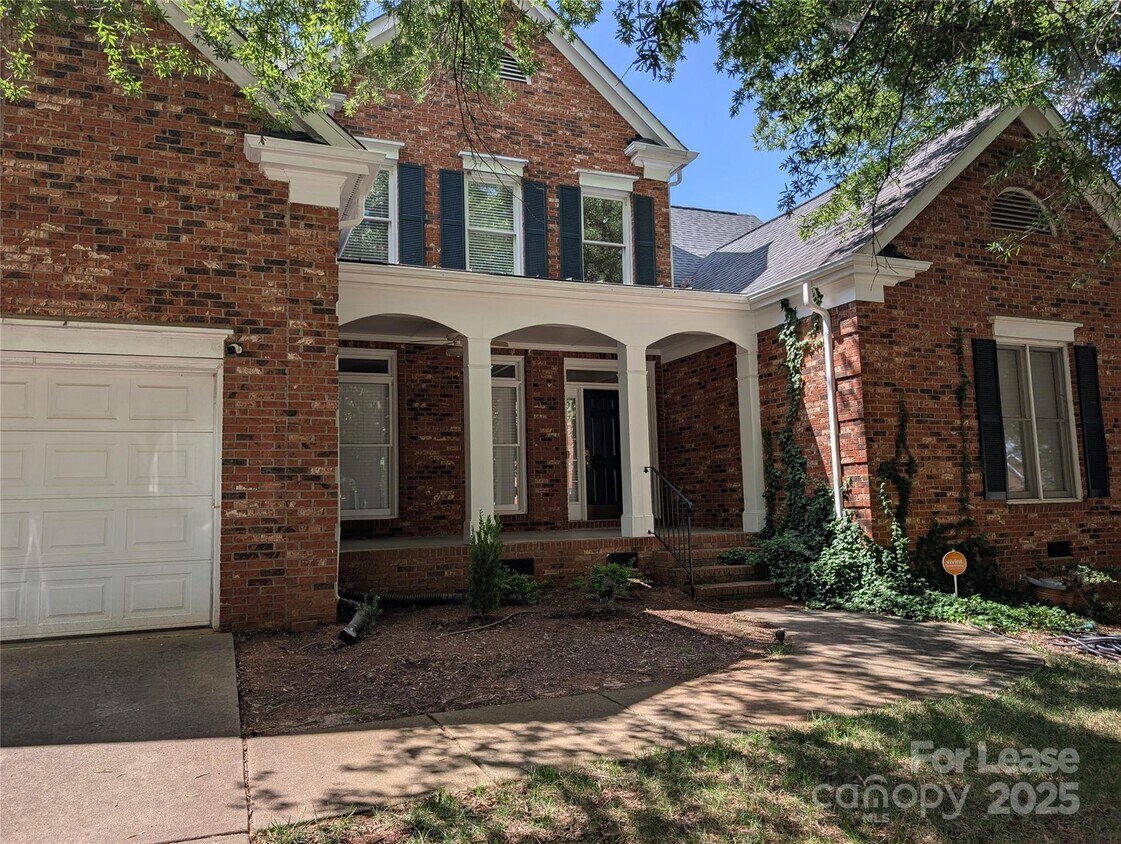 Foto principal - 116 Alexandria Dr