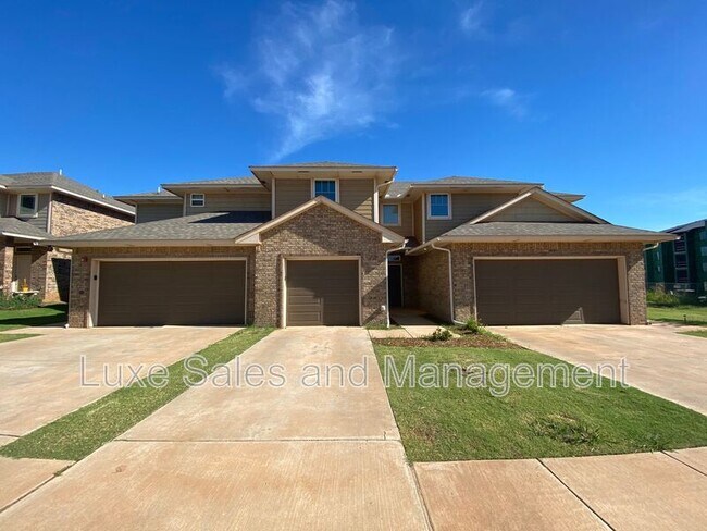 Photo - 729 SW 14th St House