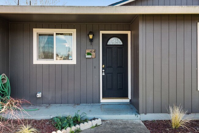 Building Photo - 2 bedroom amazing lafayette home for rent