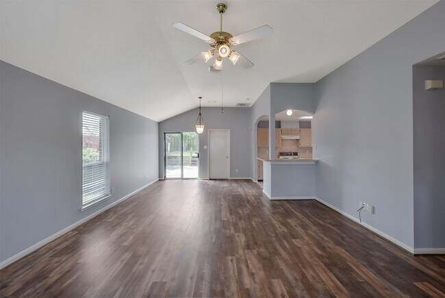 Foto del edificio - 855 Lake View Dr