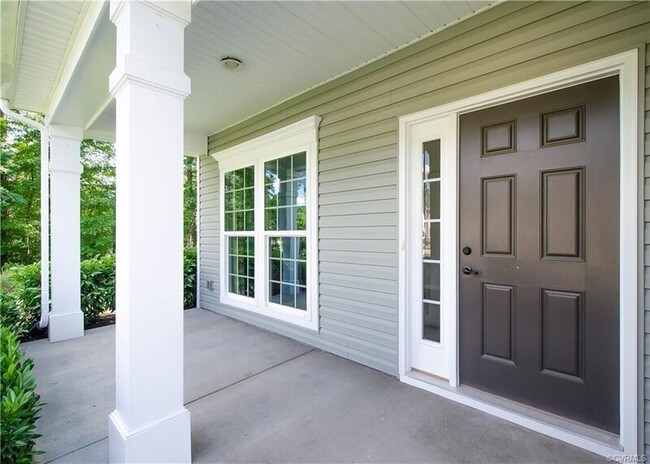Building Photo - 6230 Regal Crest Dr