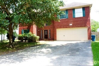Building Photo - 8511 Cross Country Dr